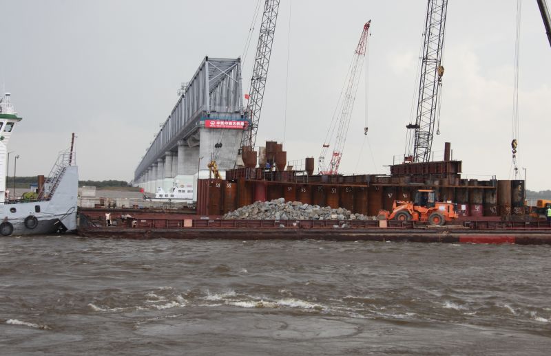 Вопреки заверениям правительства ЕАО Трутнев заявил о переносе срока сдачи Нижнеленинского моста