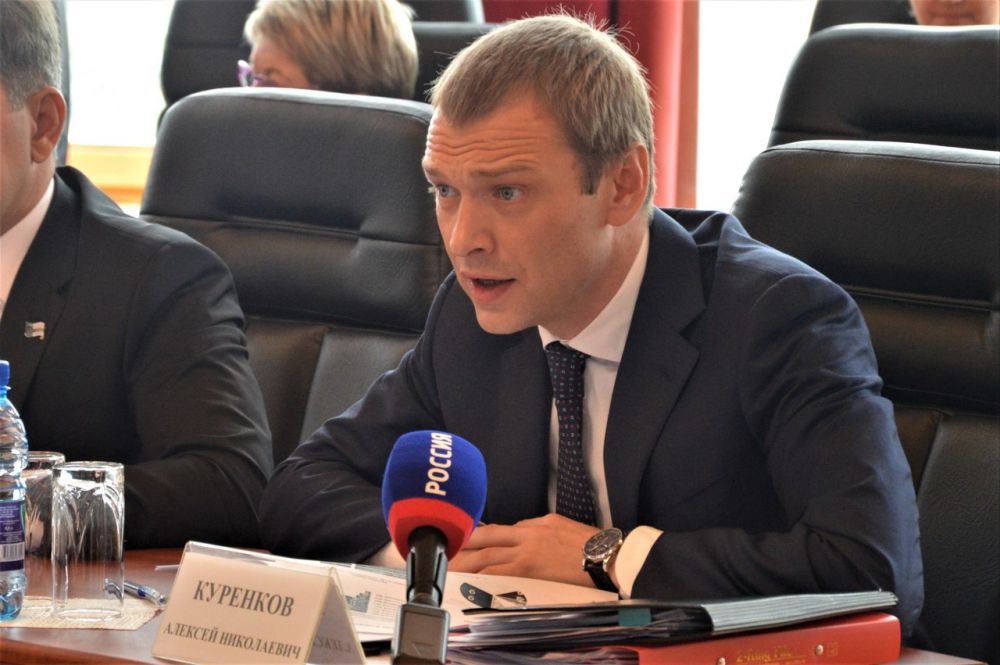 Уволенные работники УАЗ не нашли поддержки у вице-губернатора Алексея Куренкова
