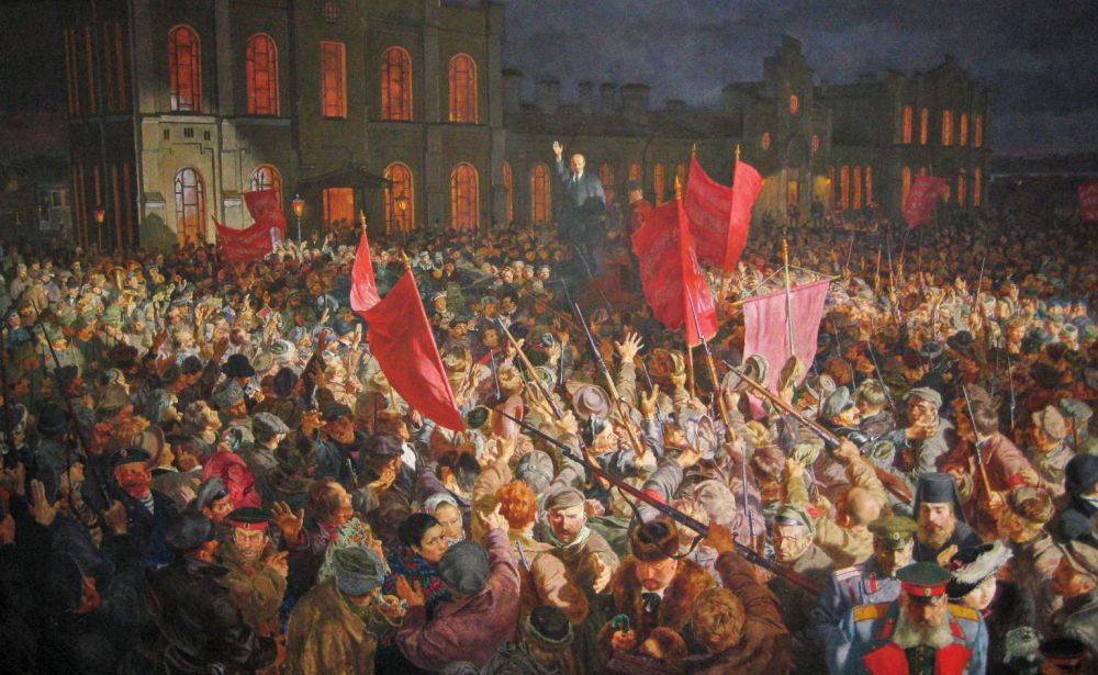 Первые ответы на вопросы дали участники научного диспута, посвященного 100-летию Октябрьской революции