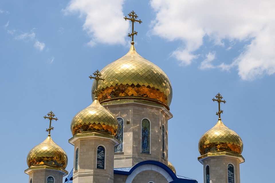 Россияне стали реже посещать церкви