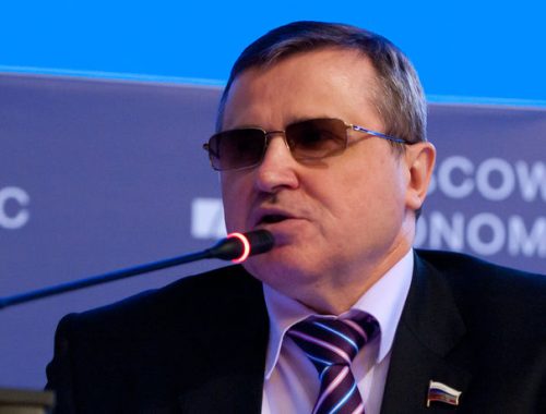 Олег Смолин представил Госдуме законопроект КПРФ «Образование для всех»