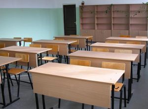 900 тысяч мест не хватает в школах России