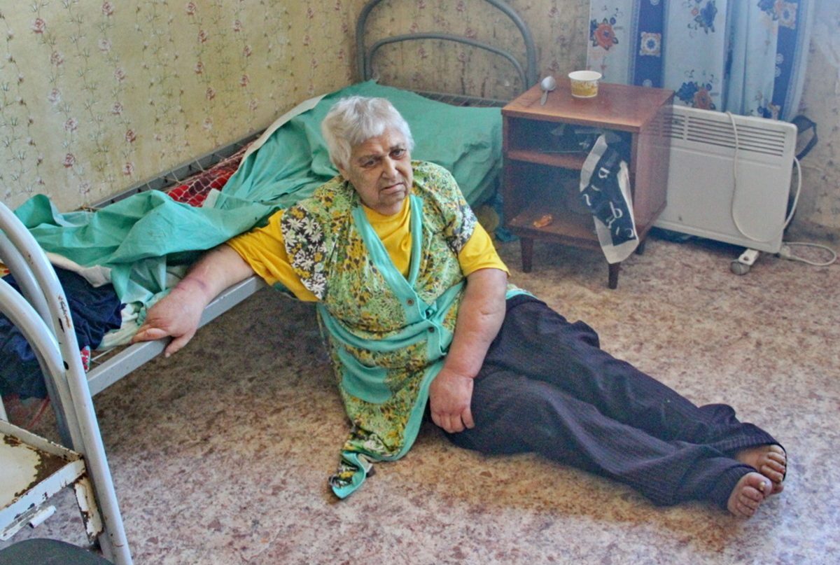 В ЕАО больную пенсионерку родственники «сплавили» в приют для бездомных