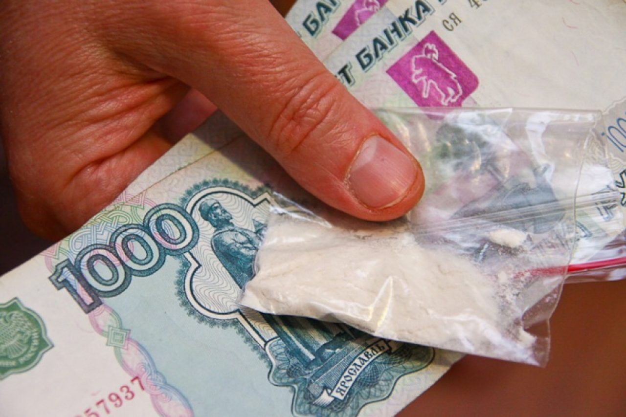 В Биробиджанском районе подростка оштрафовали за употребление наркотиков
