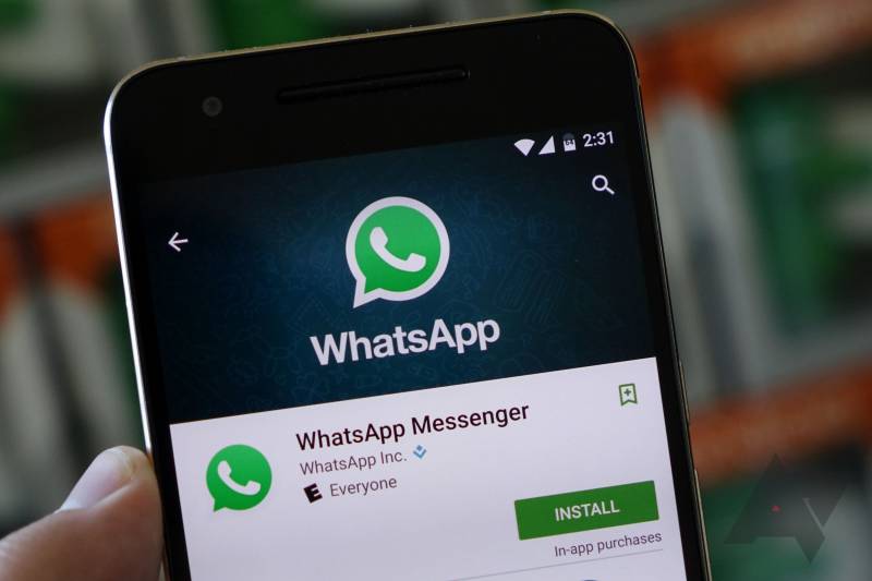 Российские спецслужбы научилась следить за гражданами через мессенджеры WhatsApp и Telegram — СМИ