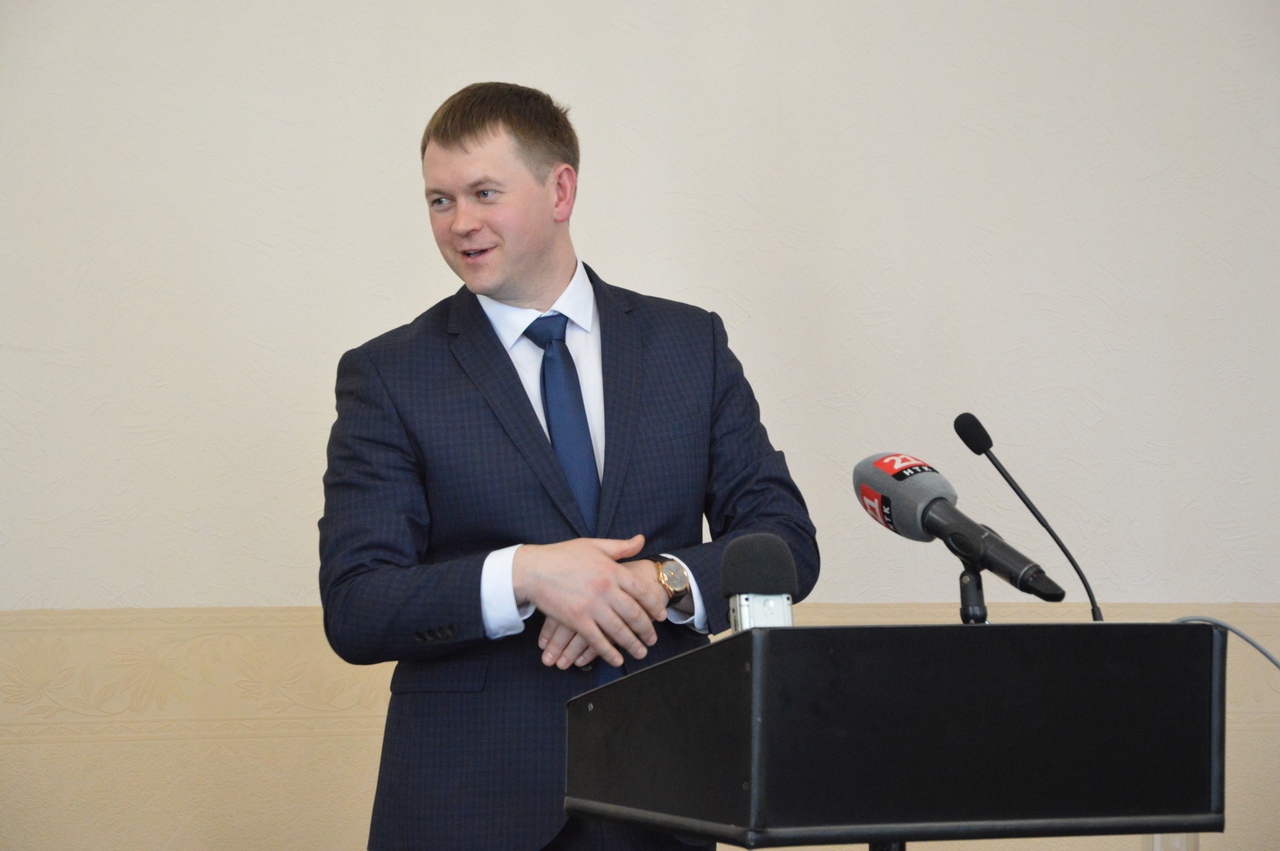 Ниже падать некуда: Александр Головатый занял последнее место в национальном рейтинге мэров