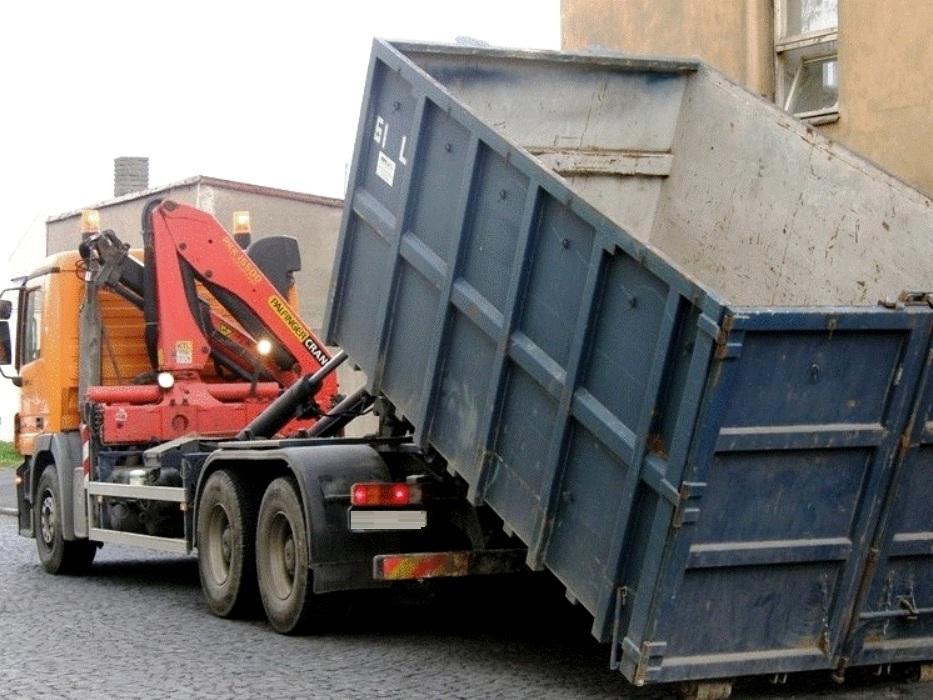 Власти ЕАО назвали причины отставания в реализации мусорной реформы
