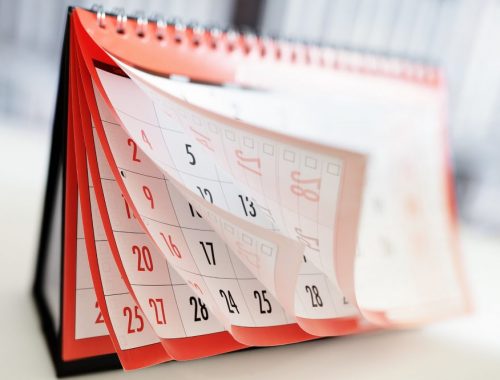 Календарь выходных дней на 2023 год обнародовал Минтруд