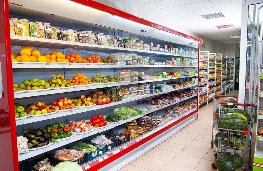 65% граждан России вынуждены экономить на еде