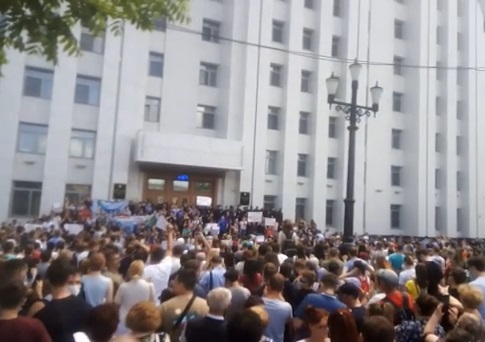 Мэр Хабаровска: участники митингов в поддержку Фургала работают за деньги