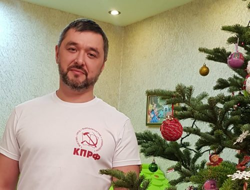 С наступающим Новым годом жителей ЕАО поздравляет Максим Кукушкин