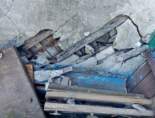 Межведомственная комиссия «отфутболила» жильцов разрушающегося многоквартирного дома в Биробиджане