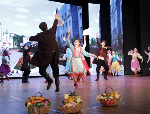 «Эс редт Биробиджан!»: фестиваль языка идиш прошёл в областной филармонии