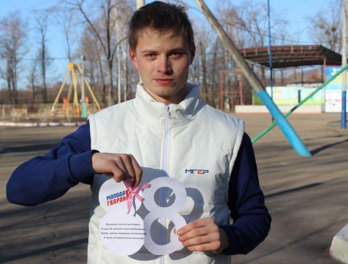 Председателем городской Думы Биробиджана избран 23-летний юноша Антон Болтов
