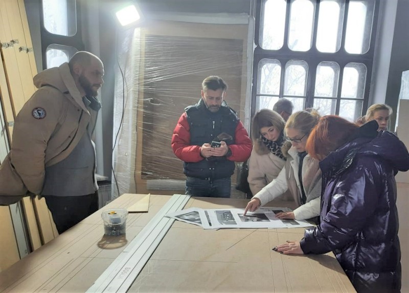Специалисты из Москвы оценили ход реставрации памятника-музея, сооруженного в честь Волочаевских боев