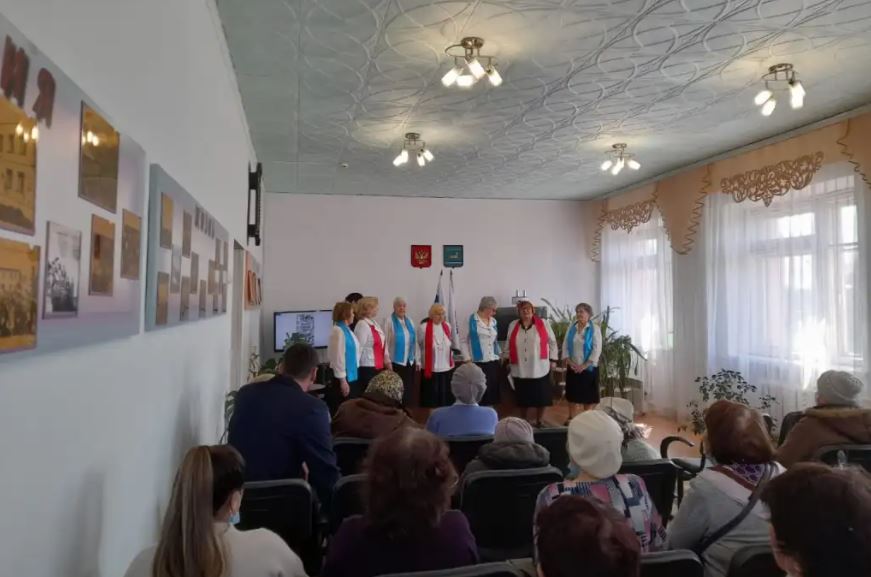 В Николаевке состоялась презентация сборника «Дети войны Смидовичского района»