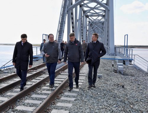 «Мы готовы»: главный железнодорожник России приехал в ЕАО оценить готовность Нижнеленинского моста