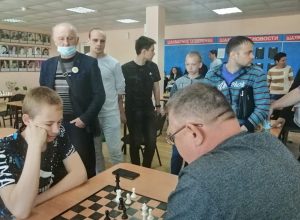 Турниром почтили в ЕАО память дальневосточного шахматиста и тренера